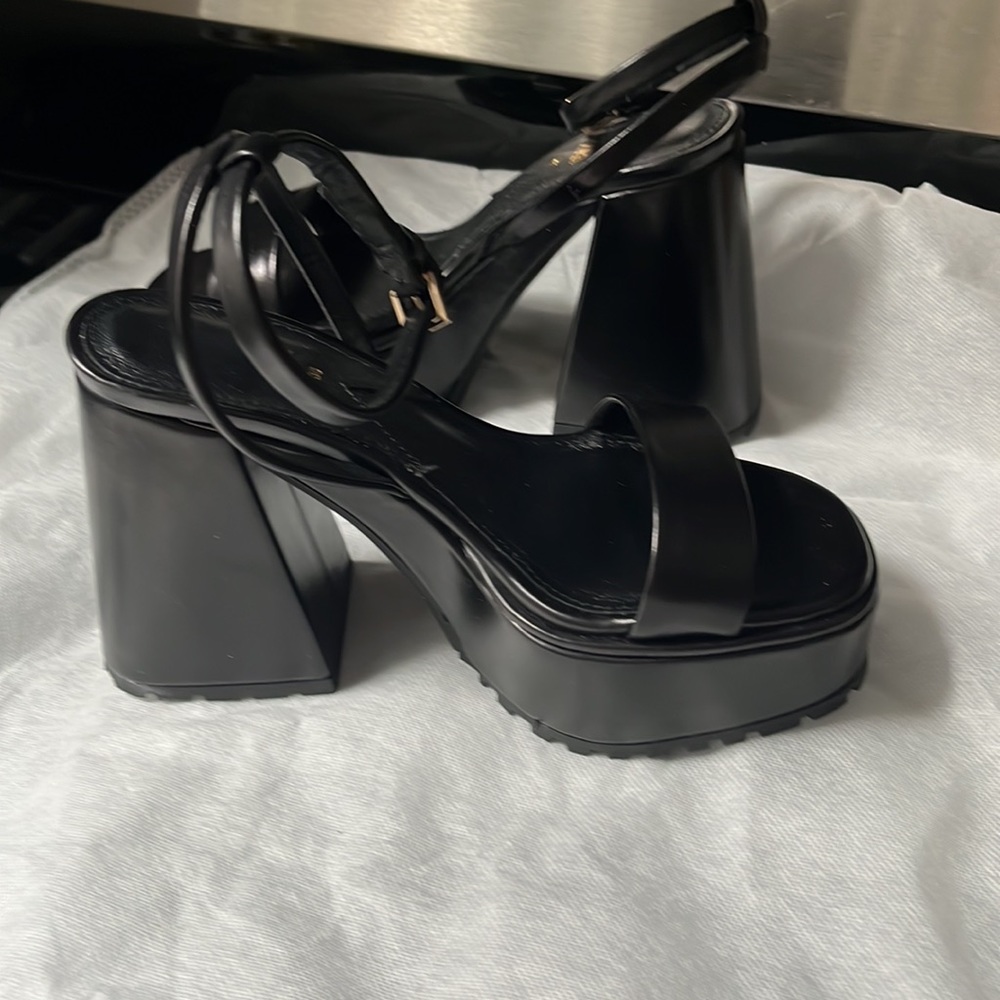 Zara, high heeled black platform leather sandal, size 36